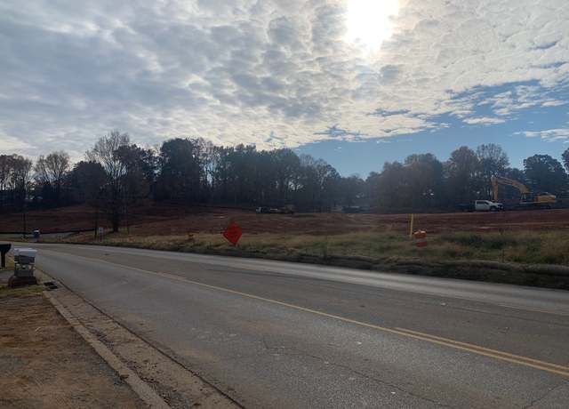 Property at 680 Peachers Mill Rd, Clarksville, TN 37042