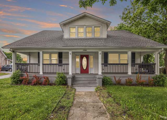 Property at 1509 S Main St, Springfield, TN 37172, 4 beds, 2.5 baths