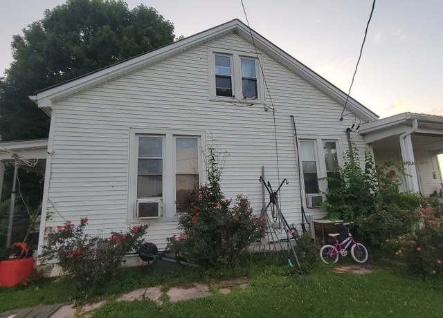 Property at 820 Hwy 52e, Portland, TN 37148, 3 beds, 1 bath