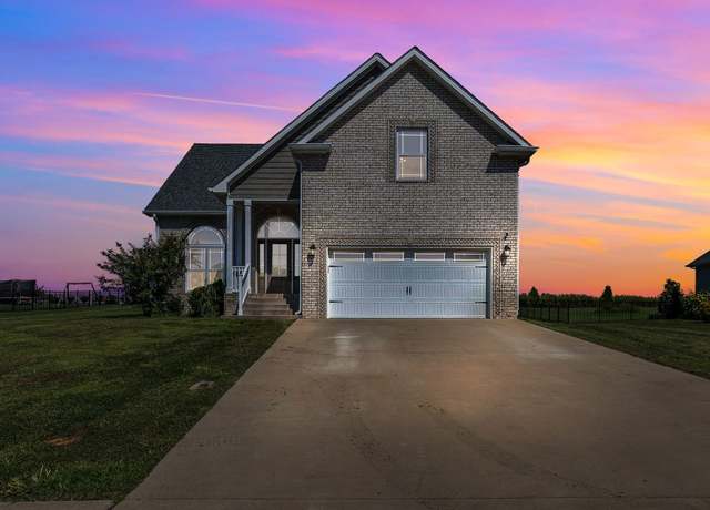 Property at 131 Josie Ln, Clarksville, TN 37043, 4 beds, 2.5 baths