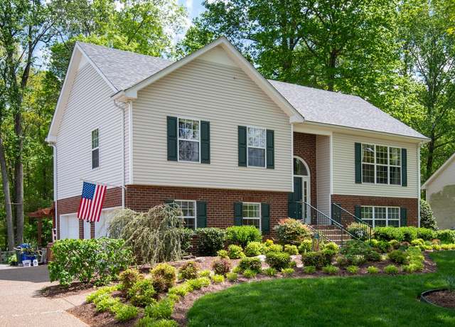 Property at 113 Oak Park Ct, White House, TN 37188, 4 beds, 3 baths