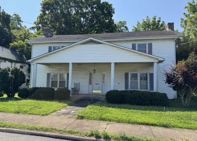 Property at 317 1st Ave SW, Winchester, TN 37398, 4 beds, 2 baths