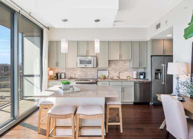 Property at 1212 Laurel St #711, Nashville, TN 37203, 1 bed, 1 bath