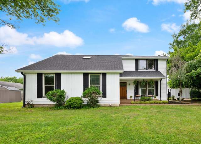 Property at 300 Upper Station Camp Crk Rd, Gallatin, TN 37066, 4 beds, 2.5 baths