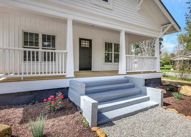 Property at 105 Magnolia Ave, Dayton, TN 37321, 3 beds, 2 baths