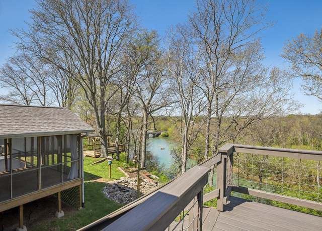 Property at 115 Cragfont Rd, Castalian Springs, TN 37031, 3 beds, 2.5 baths