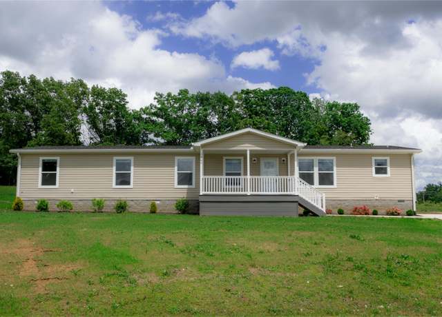 Property at 1540 Anna Maria Ln, Cookeville, TN 38501, 4 beds, 2 baths