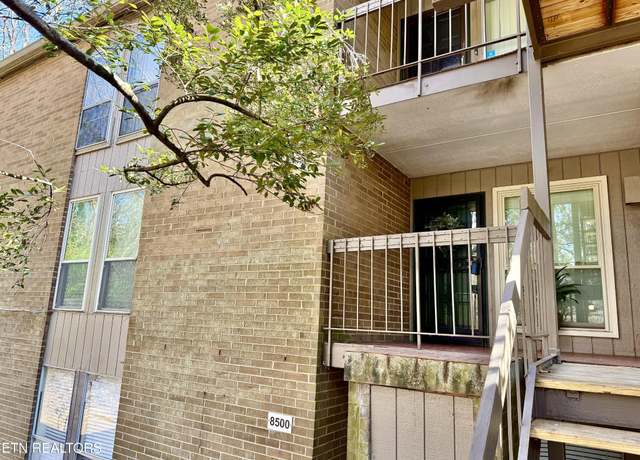 Property at 8502 Madrid Ct Unit C86, Knoxville, TN 37923, 3 beds, 2 baths