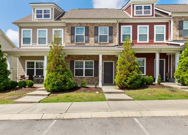 Property at 617 Bradburn Village Cir, Antioch, TN 37013, 2 beds, 2.5 baths