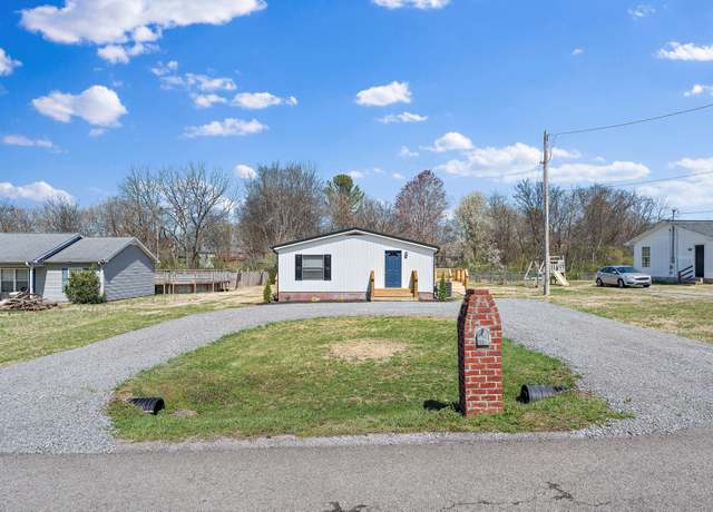 Property at 170 Hollywood Blvd, Gallatin, TN 37066, 4 beds, 2 baths