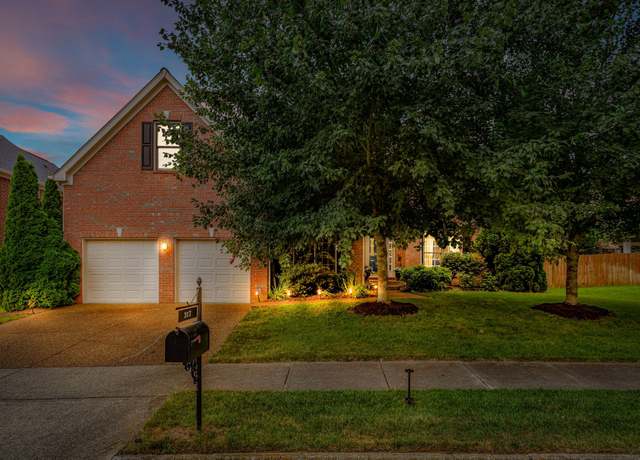 Property at 317 Dundee Dr, Franklin, TN 37064, 5 beds, 3.5 baths
