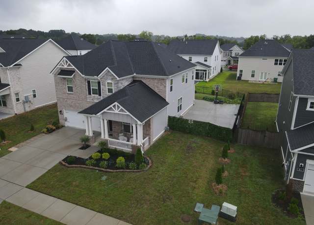 Property at 510 Red Barn Way, Mount Juliet, TN 37122, 5 beds, 3.5 baths