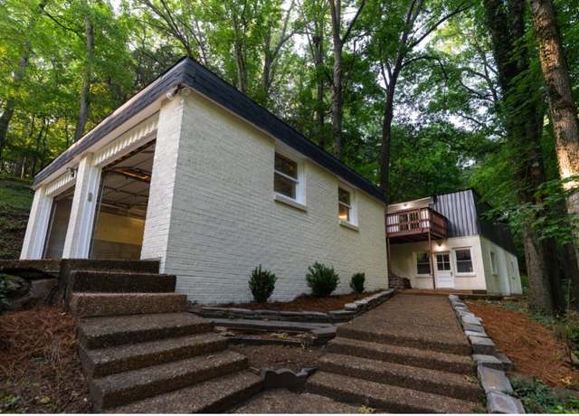 Property at 426 Beacon Hill Dr, Mount Juliet, TN 37122, 3 beds, 2 baths