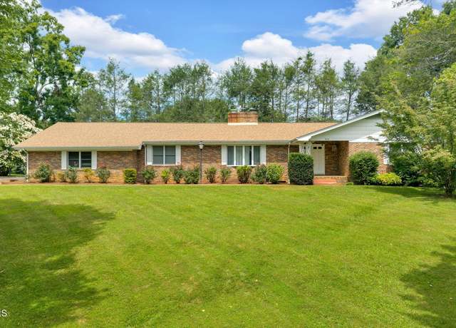 Property at 906 Moringside Dr, Johnson City, TN 37604, 3 beds, 3 baths