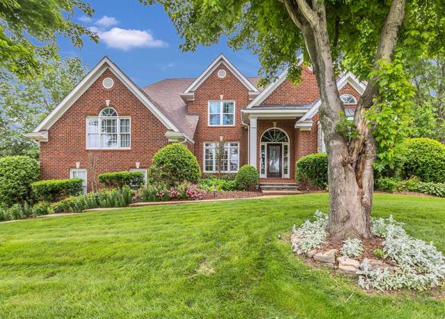 Property at 805 Walden Dr, Franklin, TN 37064, 5 beds, 5 baths