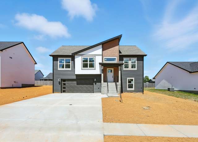 Property at 172 Leltrim Dr, Clarksville, TN 37042, 4 beds, 3 baths