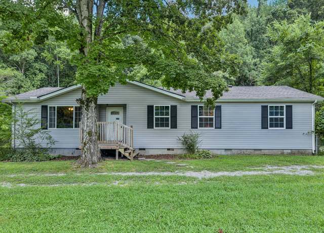 Property at 1411 Dry Creek Rd, Ashland City, TN 37015, 4 beds, 2 baths