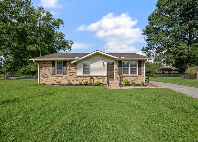Property at 1300 Mini Ct, Lebanon, TN 37087, 3 beds, 1 bath