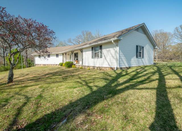 Property at 1731 Summertown Hwy, Hohenwald, TN 38462, 3 beds, 2 baths