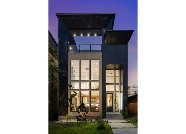 Property at 1302 15th Ave S, Nashville, TN 37212, 4 beds, 4.5 baths