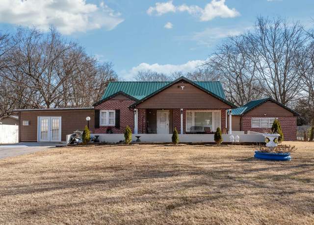 Property at 709 Florence Cir, Madison, TN 37115, 3 beds, 2 baths