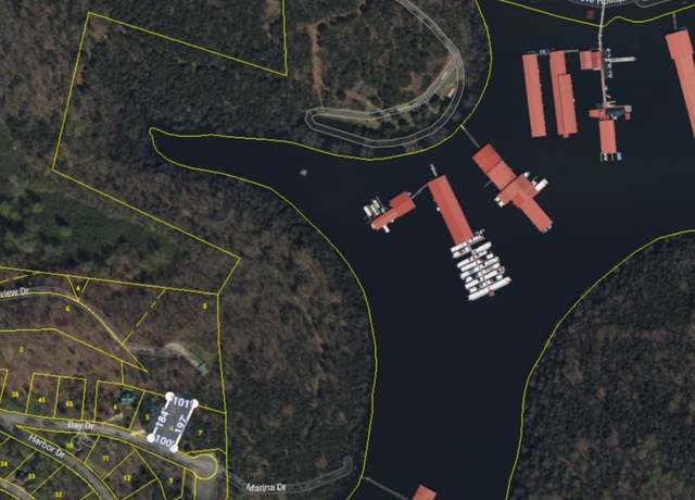 Property at 6 Bay Dr, Lancaster, TN 38569
