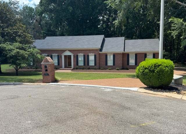 Property at 138 Laural Hill Dr, Smyrna, TN 37167, 3 beds, 2 baths