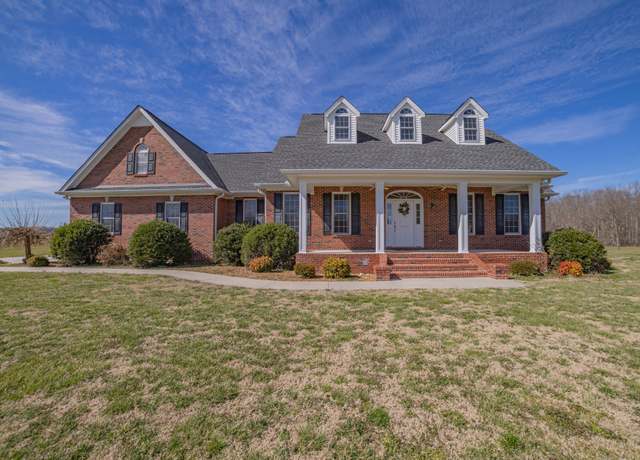 Property at 8141 Woodbury Hwy, Manchester, TN 37355, 4 beds, 2.5 baths