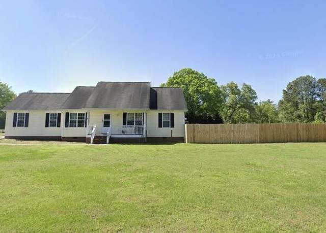 Property at 14 Winter Ln, La Fayette, GA 30728, 3 beds, 2 baths
