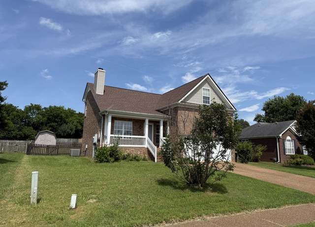 Property at 7928 Boone Trce, Nashville, TN 37221, 3 beds, 2 baths