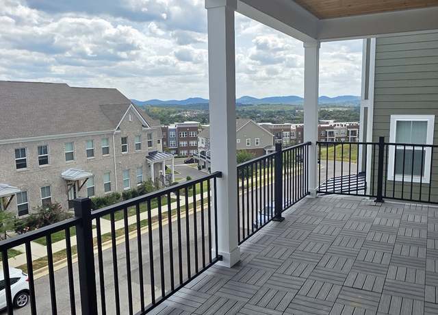 Property at 243 Ben Hill Dr, Antioch, TN 37013, 2 beds, 2.5 baths