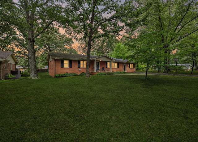 Property at 303 Old Fort St, Tullahoma, TN 37388, 3 beds, 2.5 baths
