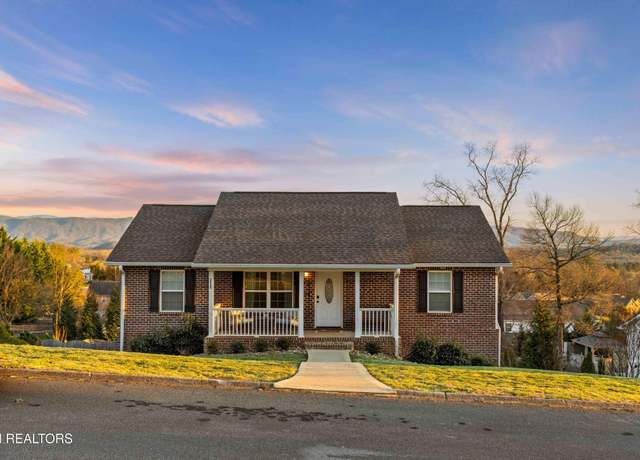 Property at 2928 Big Bend Dr, Maryville, TN 37803, 3 beds, 3 baths