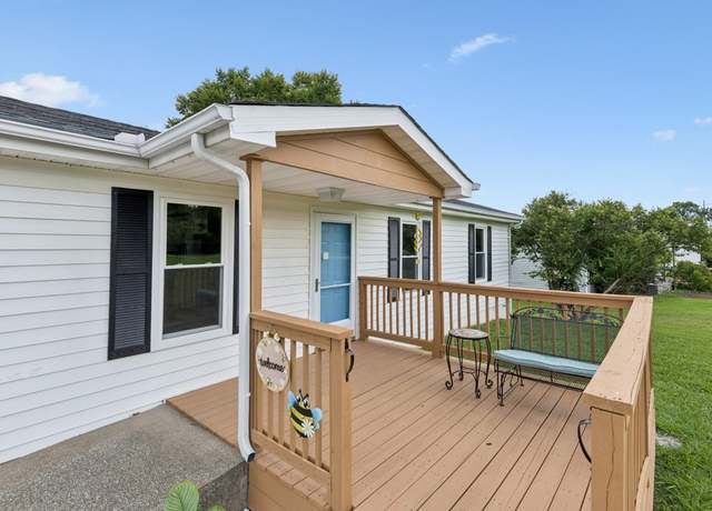 Property at 233 Curd Rd, Mount Juliet, TN 37122, 2 beds, 1 bath