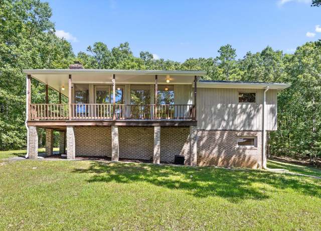 Property at 1455 Choctaw Trl, Chattanooga, TN 37405, 4 beds, 3 baths