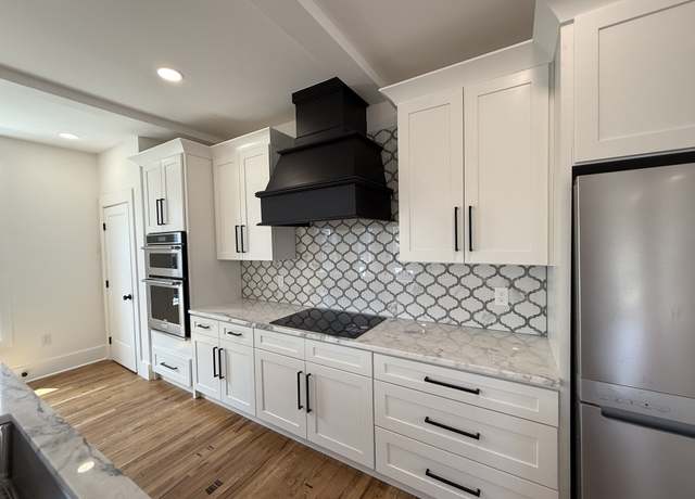 Property at 1608B 7th Ave N, Nashville, TN 37208, 4 beds, 5 baths