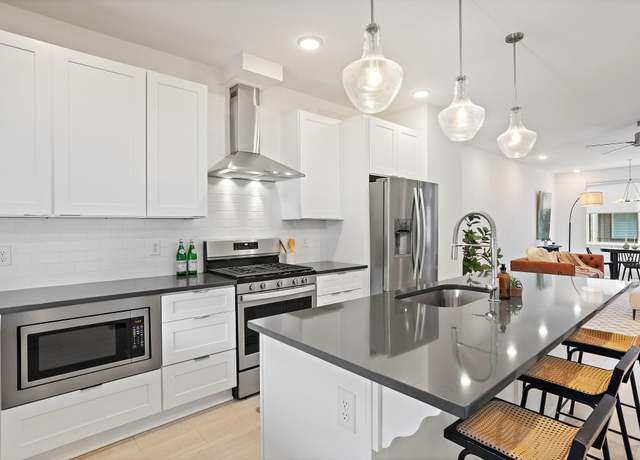 Property at 1635 Marshall Hollow Dr, Nashville, TN 37203, 3 beds, 3.5 baths