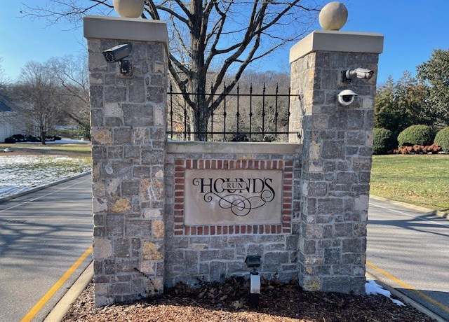 Property at 400 Oakleigh Hl, Nashville, TN 37215