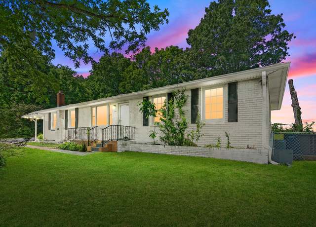 Property at 1872 River Rd, Clarksville, TN 37040, 3 beds, 2 baths