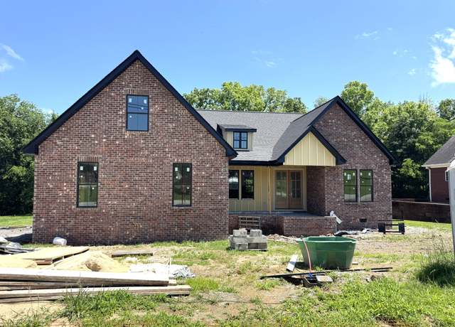 Property at 98 Maple Dr, Woodbury, TN 37190, 3 beds, 2.5 baths
