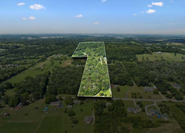 Property at 576 Nokes Rd, Lebanon, TN 37090, 3 beds, 2 baths