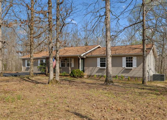 Property at 223 Troy Ln, Hohenwald, TN 38462, 4 beds, 3 baths