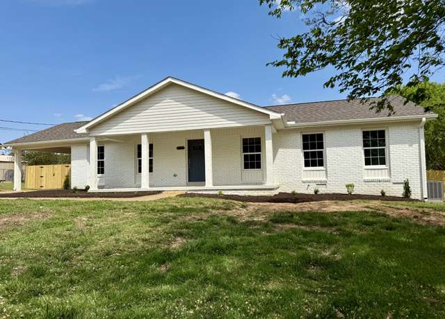Property at 72 Morningside Dr, Lexington, TN 38351, 3 beds, 2 baths