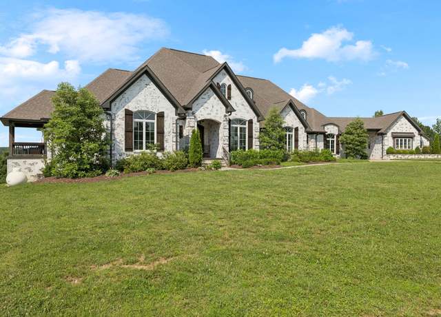 Property at 2999 Lewisburg Hwy, Pulaski, TN 38478, 4 beds, 4.5 baths