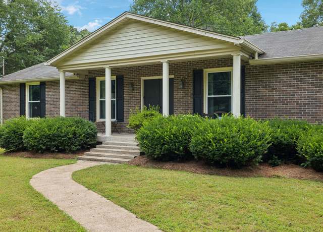 Property at 6002 Temple Rd, Nashville, TN 37221, 3 beds, 2 baths