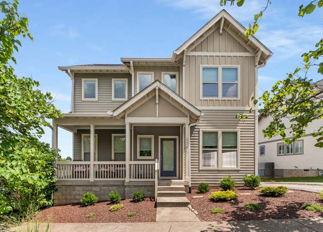 Property at 2705 Greenside Pl, Nashville, TN 37206, 5 beds, 2.5 baths
