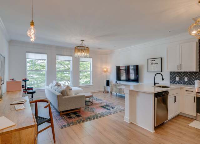 Property at 2310 Elliott Ave #813, Nashville, TN 37204, 1 bed, 1 bath