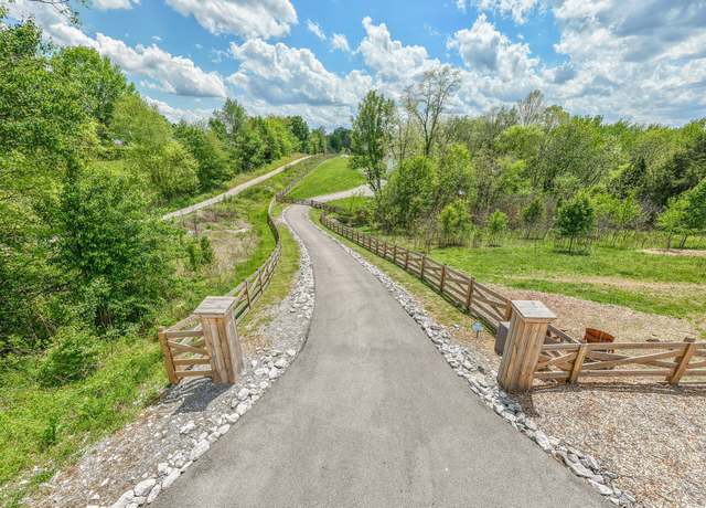 Property at 6615 Herbert Shannon Rd, Springfield, TN 37172, 4 beds, 4.5 baths
