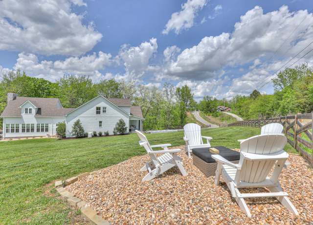 Property at 6615 Herbert Shannon Rd, Springfield, TN 37172, 4 beds, 4.5 baths