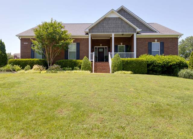 Property at 3715 Petty Ln, Columbia, TN 38401, 3 beds, 2 baths
